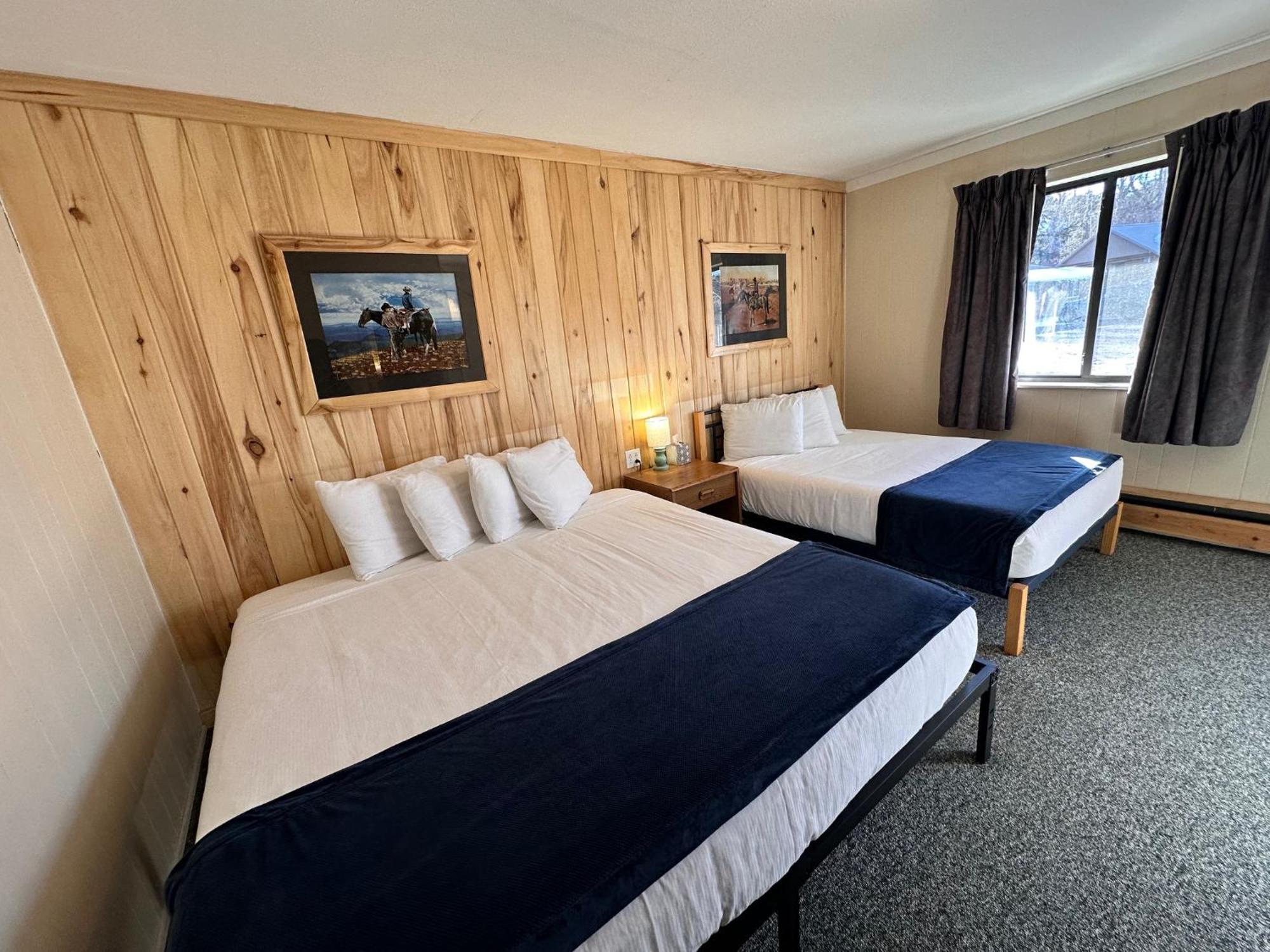 Ute Bluff Lodge, Cabins And Rv Park South Fork Exterior photo