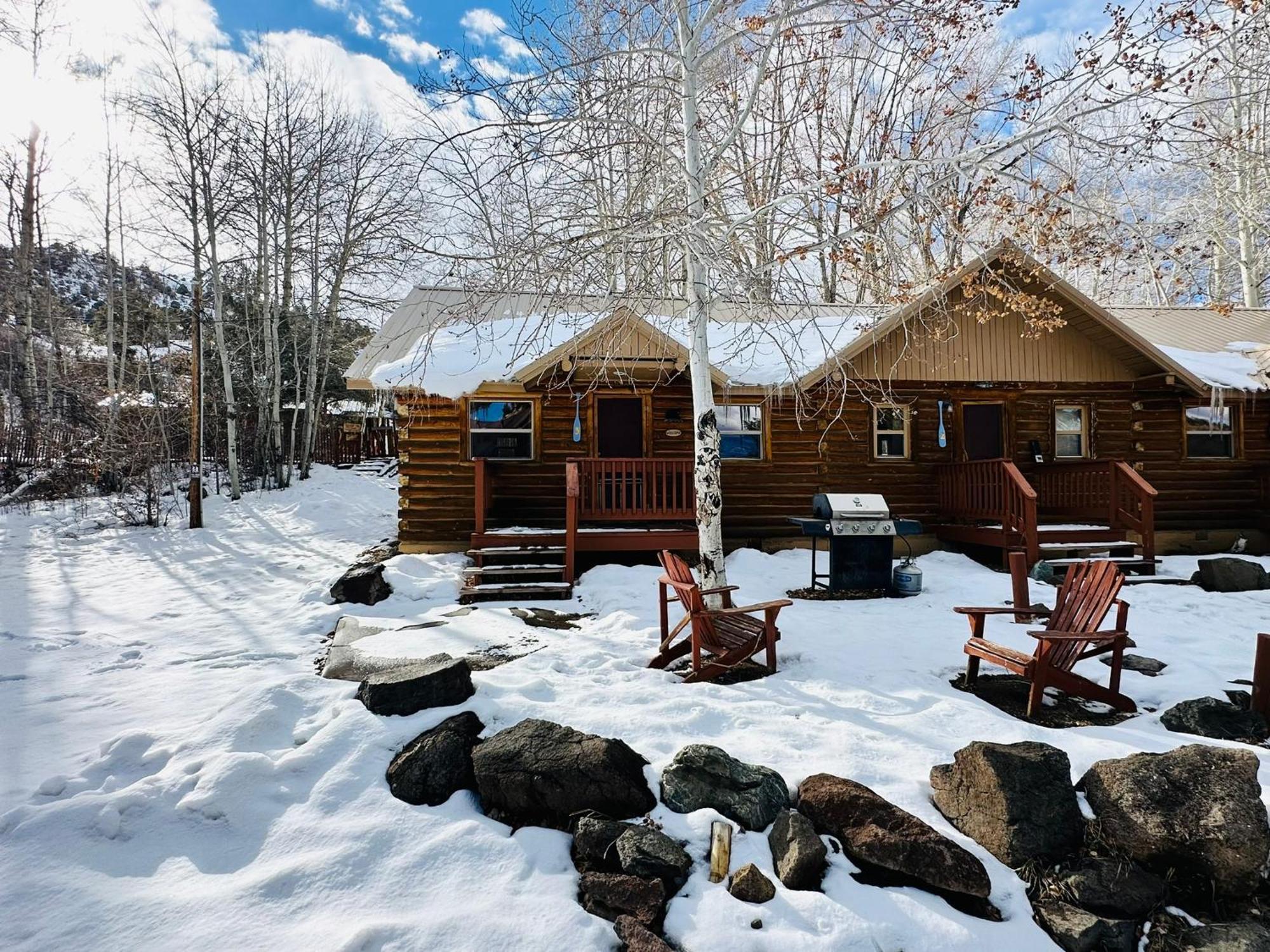 Ute Bluff Lodge, Cabins And Rv Park South Fork Exterior photo